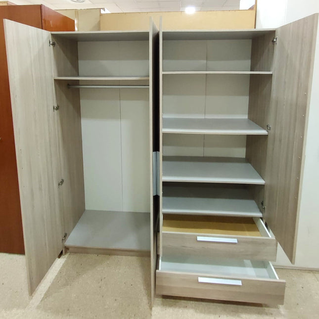 ARMARIO CUATRO PUERTAS