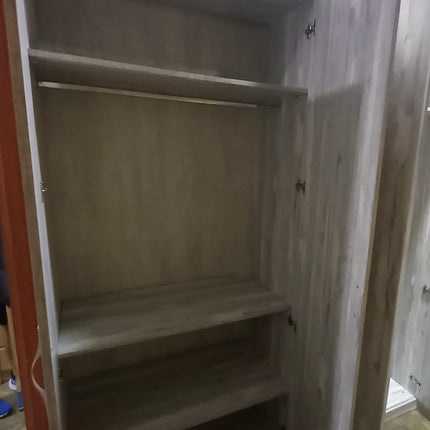 ARMARIO CUATRO PUERTAS