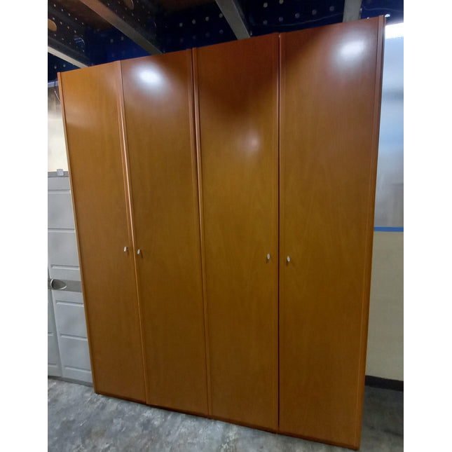 ARMARIO CUATRO PUERTAS