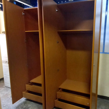 ARMARIO CUATRO PUERTAS