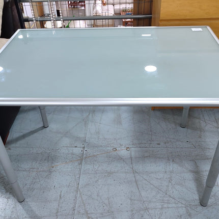 MESA DE COMEDOR