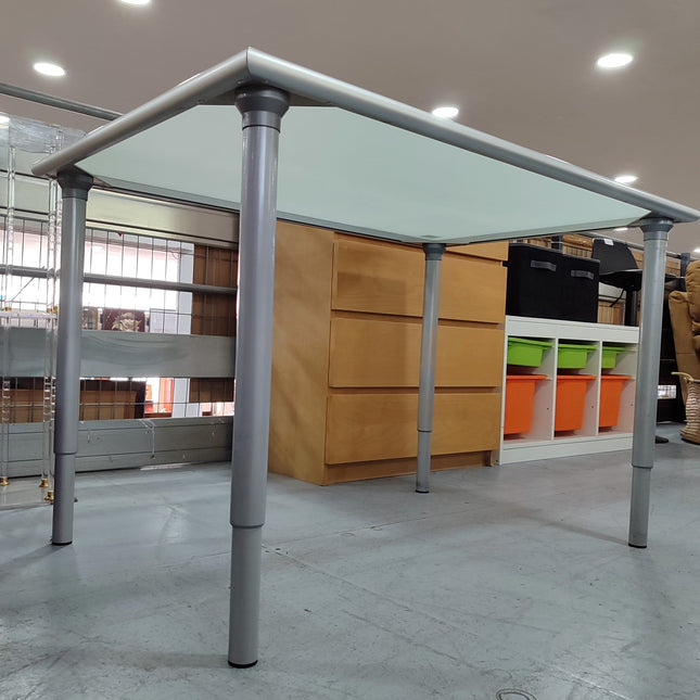 MESA DE COMEDOR