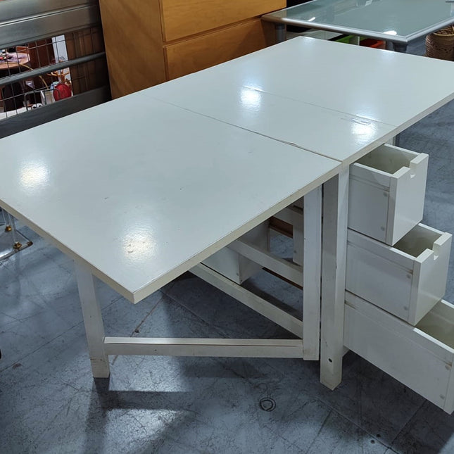 MESA ABATIBLE "NORDEN"