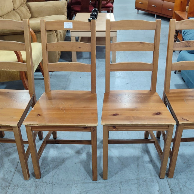 MESA Y SILLAS "HÄGERNÄS"
