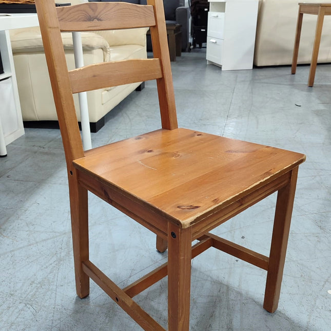 MESA Y SILLAS "HÄGERNÄS"