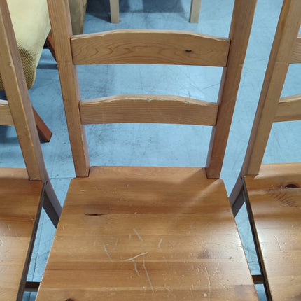 MESA Y SILLAS "HÄGERNÄS"
