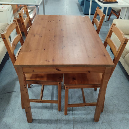 MESA Y SILLAS "HÄGERNÄS"