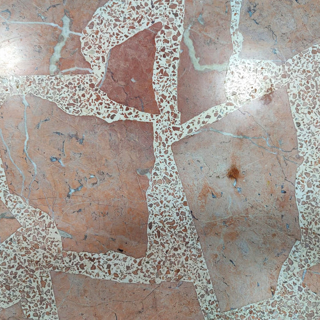 MESA DE JARDÍN
