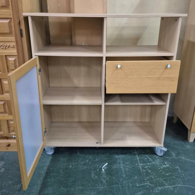 MUEBLE AUXILIAR CON RUEDAS