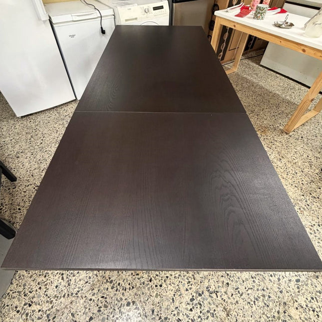MESA Y SILLAS DE COMEDOR