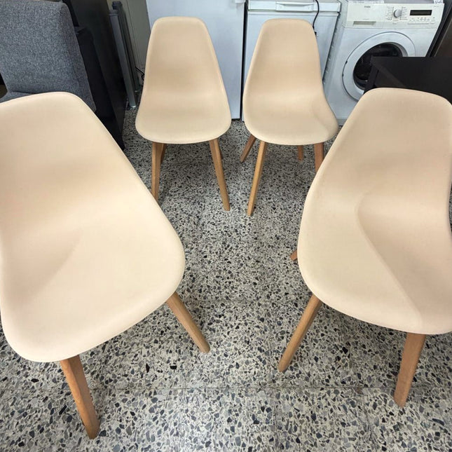 MESA Y SILLAS DE COMEDOR