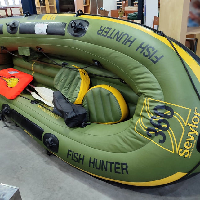 BARCA HINCHABLE DE PESCA
