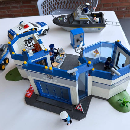 SET PLAYMOBIL COMISARÍA DE POLICÍA