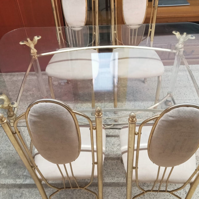 MESA DE COMEDOR CON SILLAS