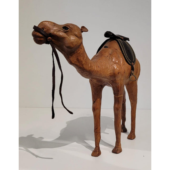 FIGURA DECORATIVA CAMELLO