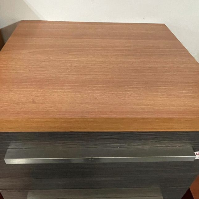 CONJUNTO DE MESITAS DE MADERA