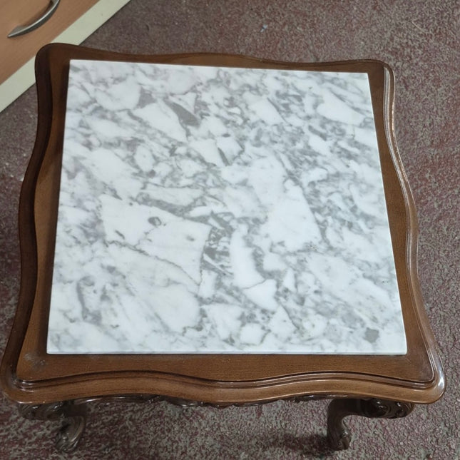 MESITA DE CAFÉ CLÁSICA