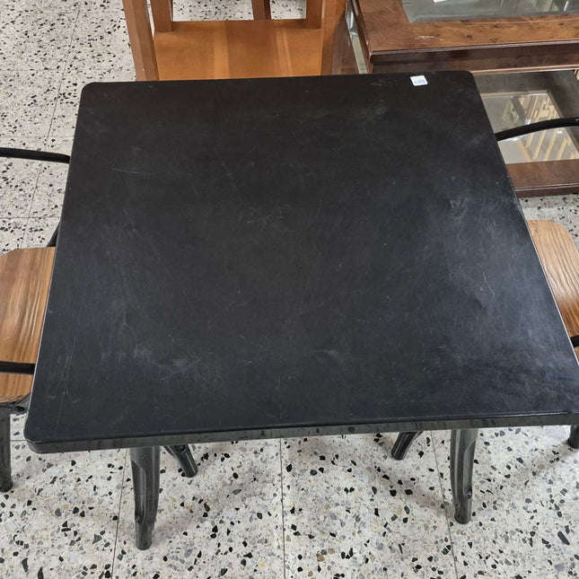 MESA DE METAL NEGRA + SILLAS JUVENIL