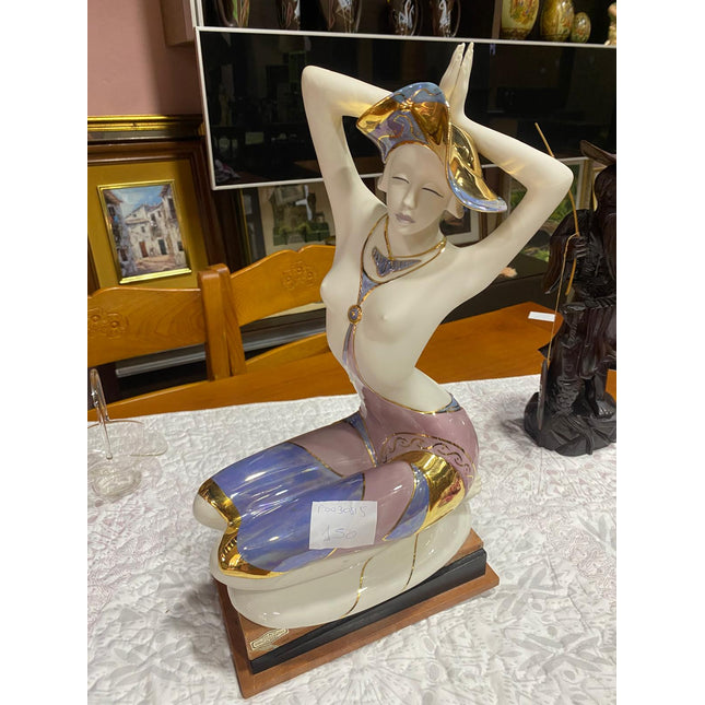 ESCULTURA DE DECORACIÓN