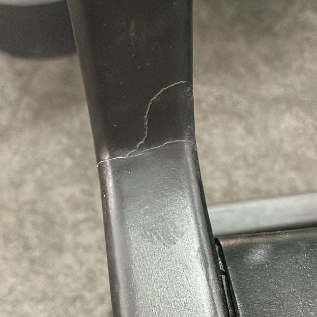 SILLA CALIXTA DE PIEL